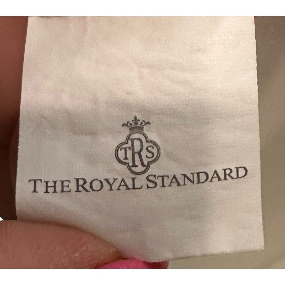 The Royal Standard size S/M pink and white striped robe - Picture 6 of 9